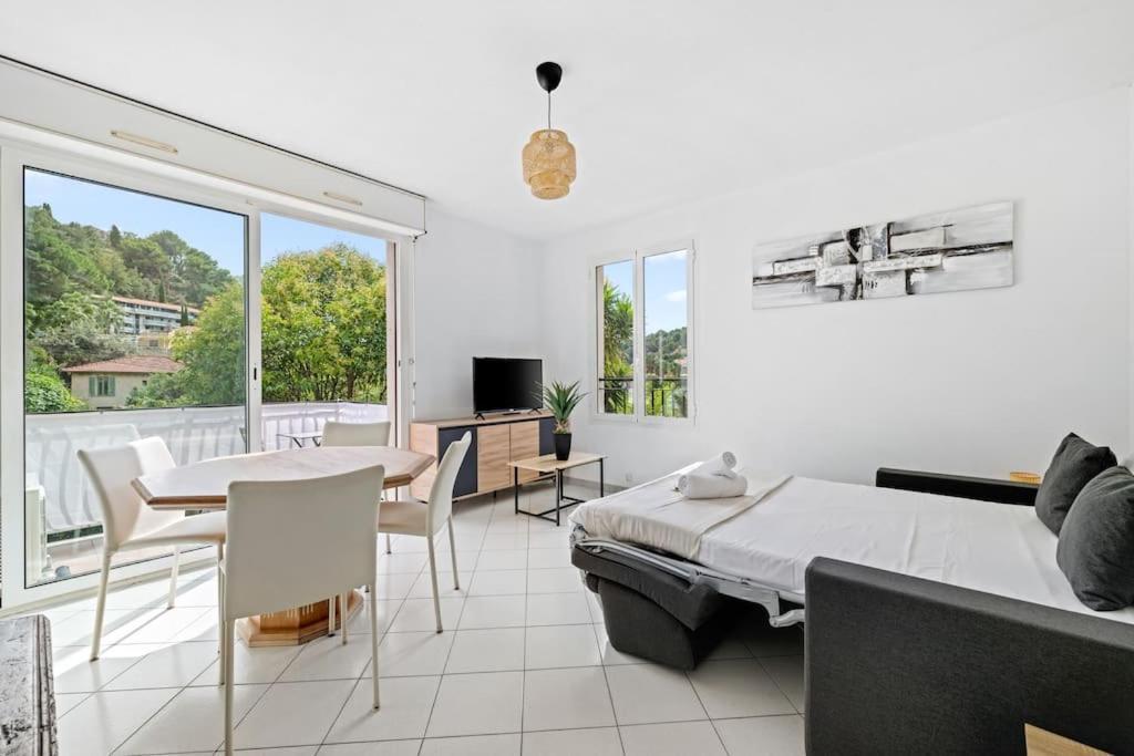 La Villa Julia - Calme - Spacieux - Parking Prive - Climatisation Menton Exterior photo