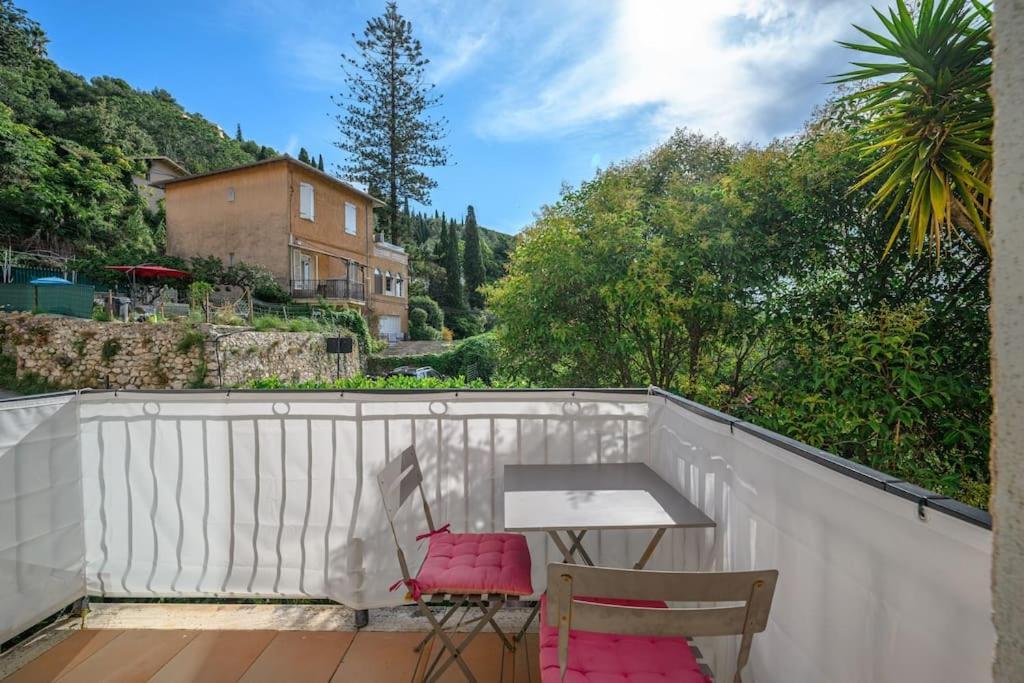 La Villa Julia - Calme - Spacieux - Parking Prive - Climatisation Menton Exterior photo